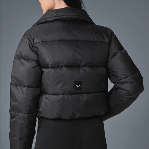 Alo Gold Rush Women's Black Puffer Jacket - Picture 4 of 6